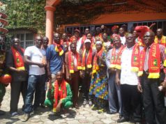 CAN Gabon 2017: Le ministre des Sports chez les supporters de l’UNSE