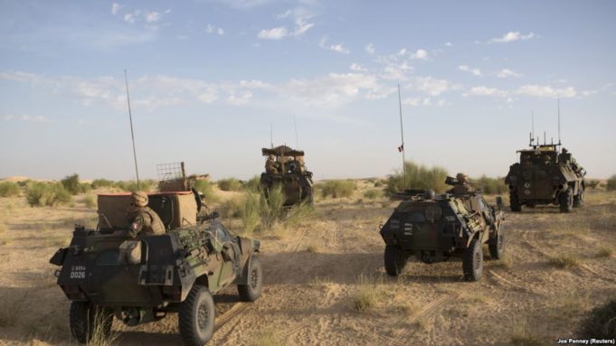 L’armée française a « neutralisé » un groupe armé au Mali (VOA)