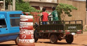 Ronds-points de pneus : « Utiles » mais sans « valeur juridique »