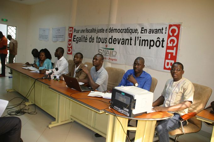 Burkina/Difficultés financières : Le syndicat des impôts invite le Premier ministre à un débat public sur le sujet