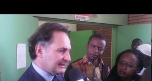 VIDEO-Procès insurrection populaire: L’avocat de Compaoré accuse la Cour d’avoir « arraché (sa) robe »