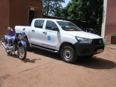 Burkina: L’UNICEF offre un véhicule et 50 motos « tout terrain » au ministère de l’Education