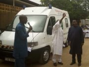 Fondation Moussa Yugo: vivres et véhicule multifonctions pour soulager les populations