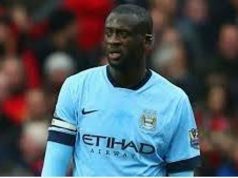 Manchester City: Yaya Touré signe pour un an encore
