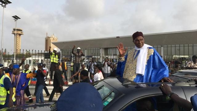 Abdoulaye Wade, à l'arrivée à Dakar