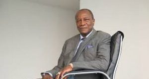 Guinée: Alpha Condé va-t-il foncer « droit dans le mur »?