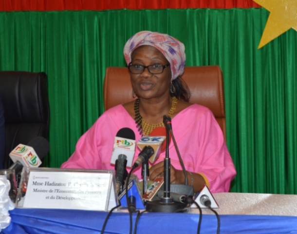 La ministre burkinabè de l'Economie, des Finances et du Développement Hadizatou Rosine Coulibaly-Sori
