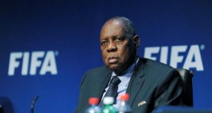 CAN Cameroun 2019: Issa Hayatou regrette la sortie médiatique de Ahmad Ahmad