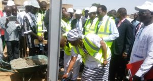 Burkina/Electrification des zones péri-urbaines : la BAD finance un projet à plus de 22 milliards