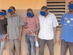 Ouagadougou: la police arrête sept escrocs «laveurs de billets de banque»