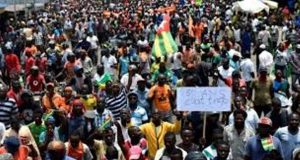 De Lomé à Conakry: la rue gronde!