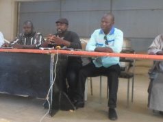 Burkina: des libraires dénoncent une concurrence déloyale