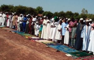 Burkina: dans les mosquées, prières et invocations pour le retour de la paix