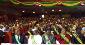 Togo: et si on divisait la poire en deux?