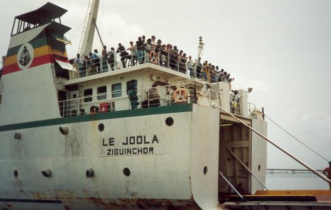 Sénégal: les naufragés du Joola crient justice!