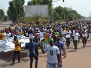 Ouagadougou: des centaines de personnes marchent pour réclamer justice pour Thomas Sankara