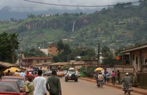 Cameroun anglophone: sept morts en marge de la proclamation symbolique d’indépendance (Jeune Afrique)