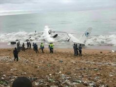 Côte d’Ivoire: quatre morts dans un crash d’avion au bord de la mer à Abidjan