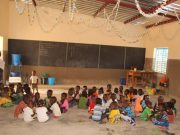 Paludisme: les enfants paient le plus lourd tribut au Burkina Faso