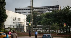 Cameroun: L’Assemblée nationale incendiée