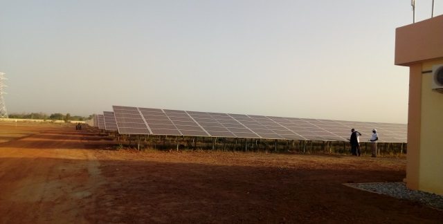 Les plaques solaires de la centrale de Zagtouli