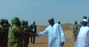 Nord Mali: le Premier ministre au chevet des soldats attaqués à Soumpi