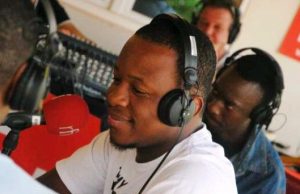 Culture/Nécrologie: Smarty pleure le décès du père de Mawndoé