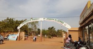 Université de Ouagadougou: ce que les étudiants attendent de Macron