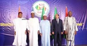 Force du G5 Sahel: la France pousse, les Etats Unis repoussent, et les terroristes font la loi