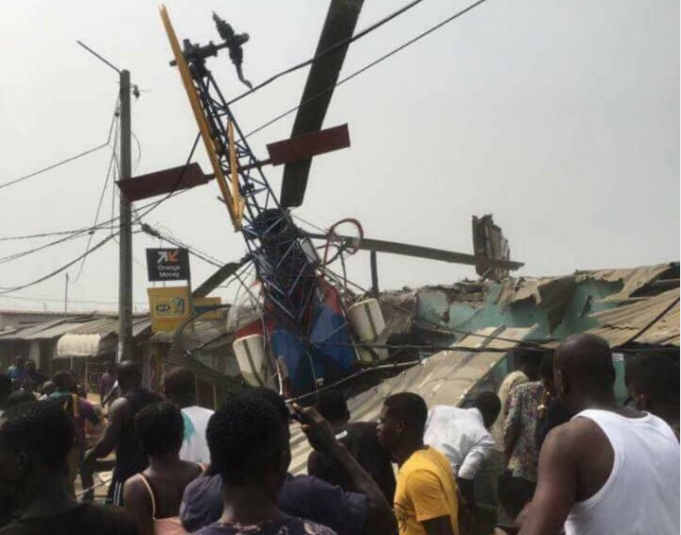 Côte d’Ivoire: un hélicoptère s’écrase sur une maison à Port-Bouët