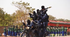 11 Décembre à Gaoua: Des images du défilé civil et militaire