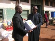 Ouagadougou: Armand Béouindé fait des dons à l’hôpital Yalgado