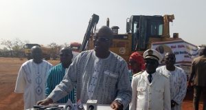 Burkina: Roch Kaboré annonce une réforme du système des rémunérations des travailleurs