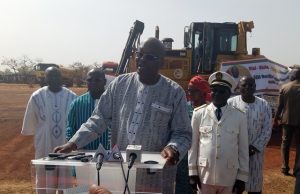 Burkina: Roch Kaboré annonce une réforme du système des rémunérations des travailleurs