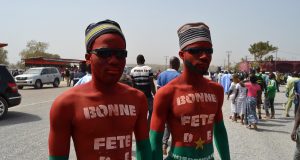 11 Décembre à Gaoua : Les mascottes, objets d’attraction des festivaliers de la fête nationale