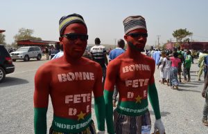 11 Décembre à Gaoua : Les mascottes, objets d’attraction des festivaliers de la fête nationale