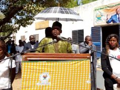 Burkina: « Il y a des grèves qui sont organisées par des officines politiques » (Lassané Savadogo du MPP)