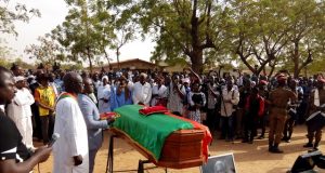 Décès Idrissa Ouédraogo: L’Etalon d’Or de Yennenga décoré Grand officier de l’Ordre national