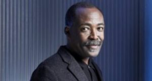 Tchad: le ministre de la Culture, le cinéaste Mahamat Saleh Haroun, remplacé