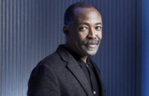 Tchad: le ministre de la Culture, le cinéaste Mahamat Saleh Haroun, remplacé