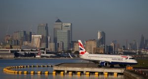 L’aéroport de Londres-City fermé après la découverte d’une bombe de la Seconde Guerre mondiale