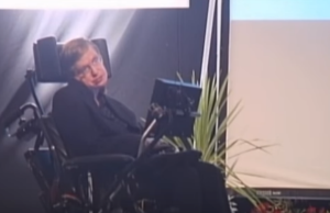 Décès du célèbre astrophysicien Stephen Hawking