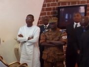 Ouagadougou: le chef d’état-major et le président de l’Assemblée nationale vus à l’aéroport