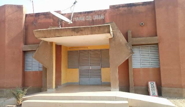 La mairie de Dissihin fermée pour cause de grève