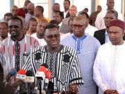 Burkina: le président du Faso consulte la majorité sur le vote des Burkinabè de la diaspora
