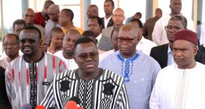 Burkina: le président du Faso consulte la majorité sur le vote des Burkinabè de la diaspora