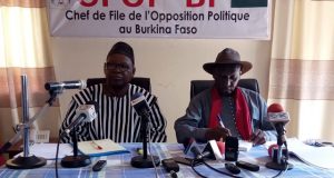 Burkina: l’opposition exige des « excuses » du Premier ministre pour « profanation » du drapeau national
