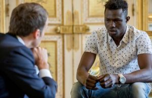 France: Mamoudou Gassama, le héros sans papier sera naturalisé