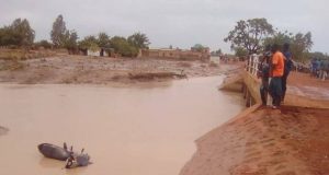 Ouagadougou: des populations manifestent contre l’absence de pont à Bassinko