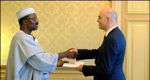Coopération Suisse – Burkina: l’Ambassadeur Sougouri a remis ses lettres de créances au Président de la Confédération Suisse